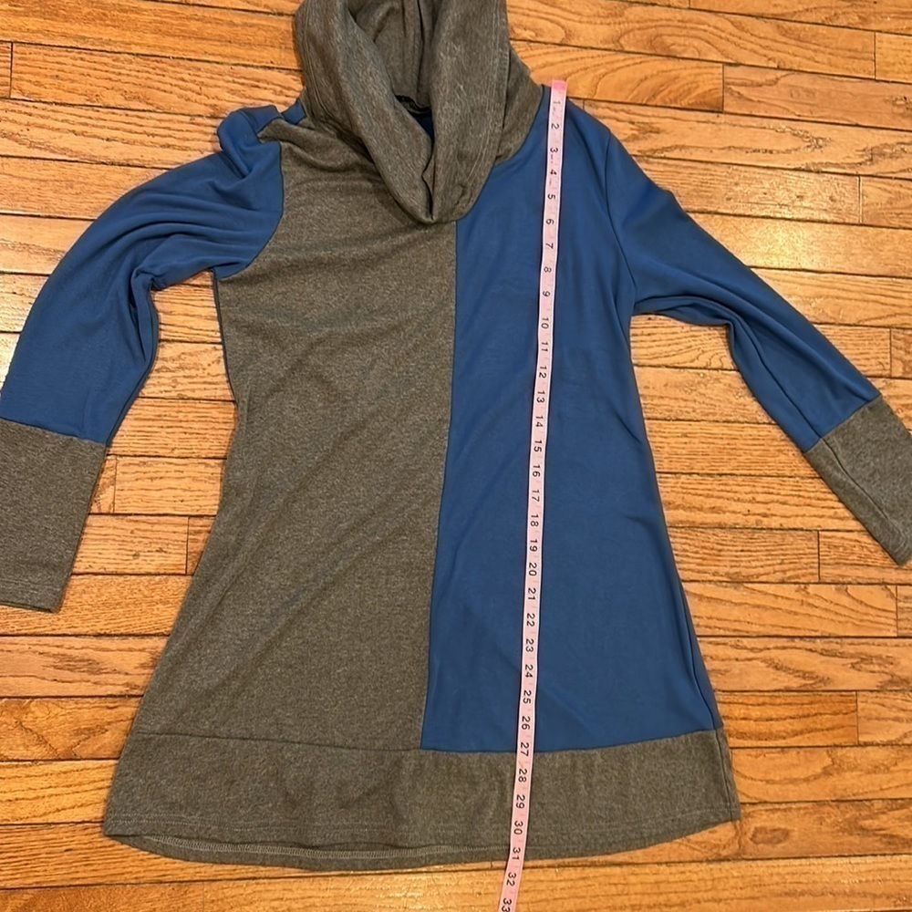 Youtalia long shirt tunic top with cowlneck and color blocking - Picture 13 of 13